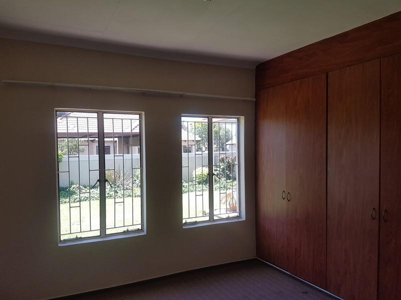 3 Bedroom Property for Sale in Heuwelsig Estate Gauteng