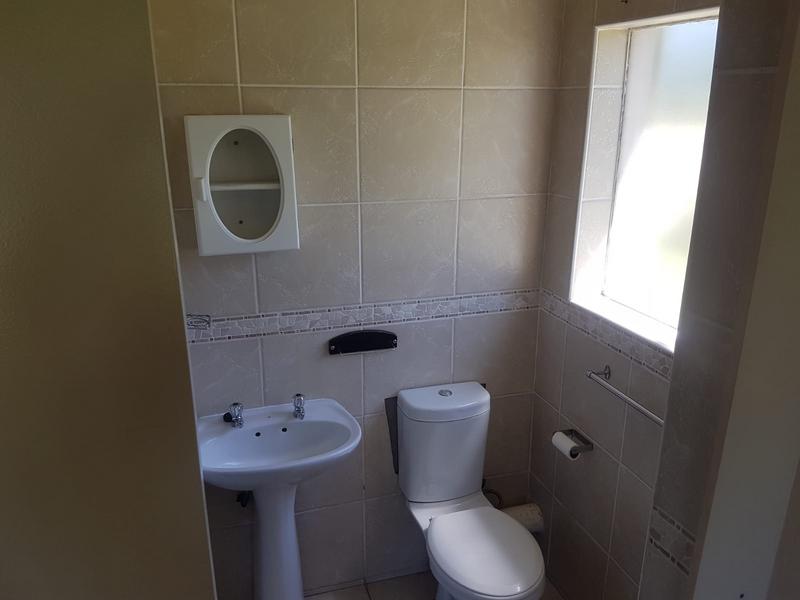 3 Bedroom Property for Sale in Heuwelsig Estate Gauteng