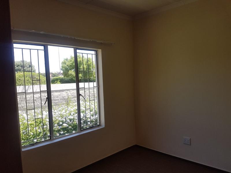 3 Bedroom Property for Sale in Heuwelsig Estate Gauteng