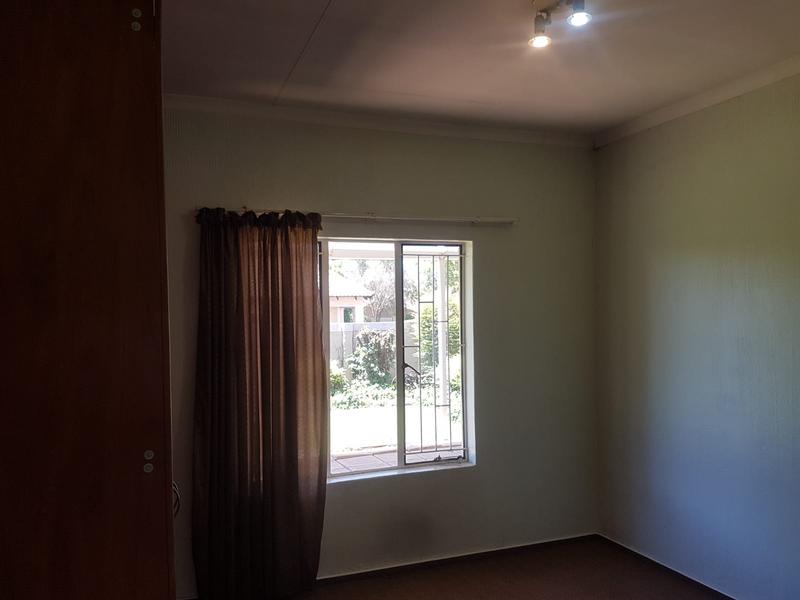 3 Bedroom Property for Sale in Heuwelsig Estate Gauteng