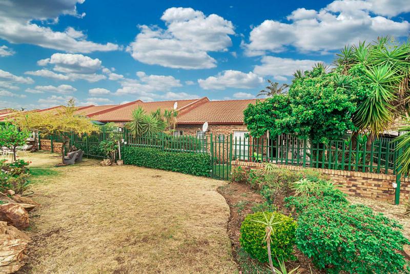 3 Bedroom Property for Sale in Rant En Dal Gauteng