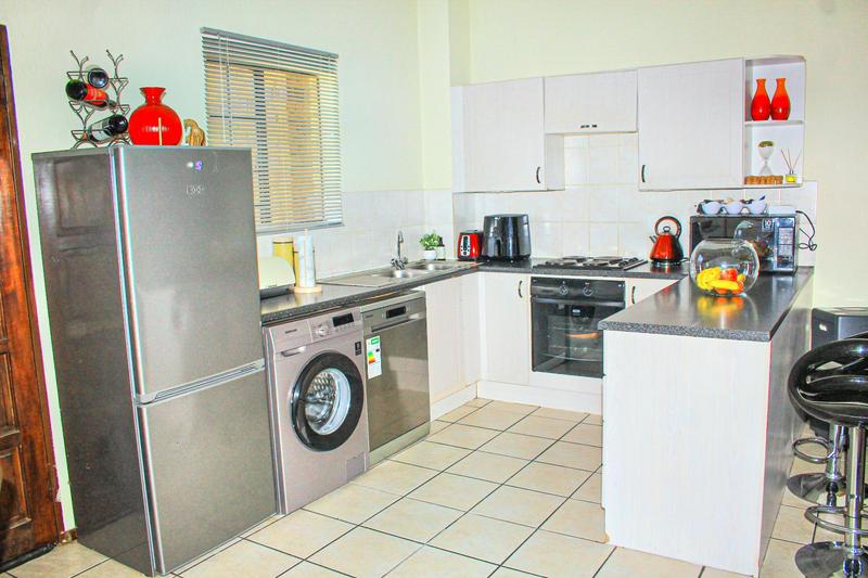 2 Bedroom Property for Sale in Halfway Gardens Gauteng