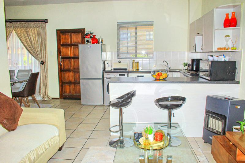 2 Bedroom Property for Sale in Halfway Gardens Gauteng