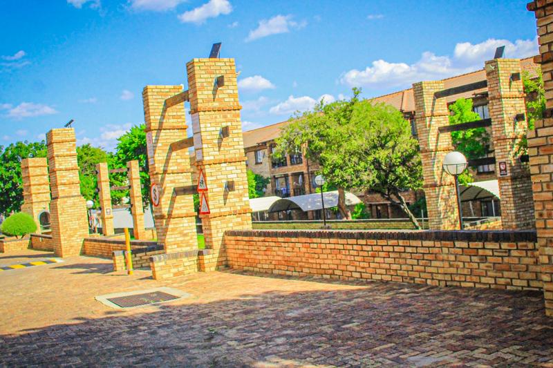 2 Bedroom Property for Sale in Halfway Gardens Gauteng