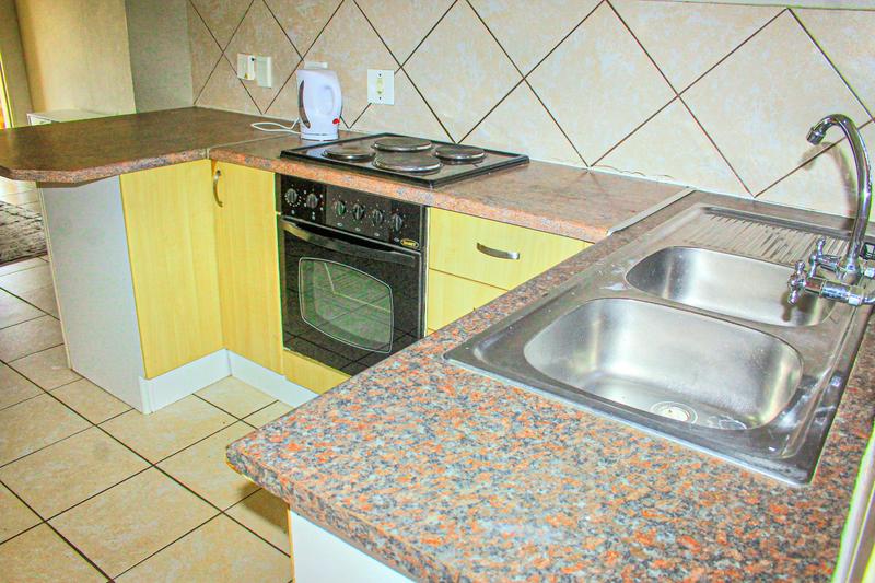 2 Bedroom Property for Sale in Erand Gardens Gauteng