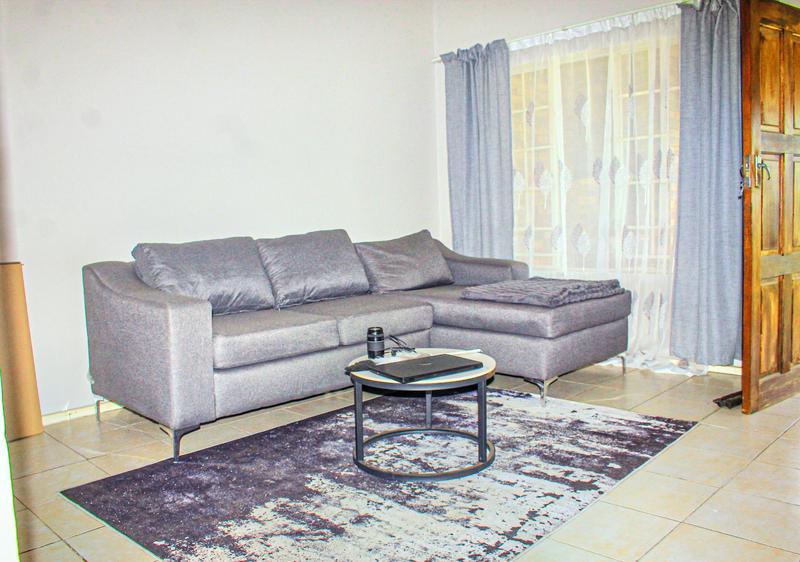 2 Bedroom Property for Sale in Erand Gardens Gauteng