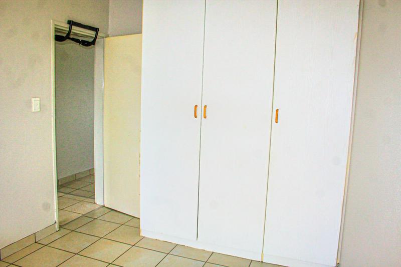 2 Bedroom Property for Sale in Erand Gardens Gauteng