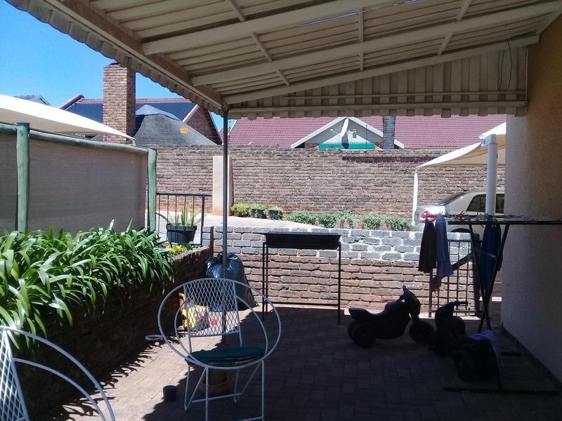 To Let 1 Bedroom Property for Rent in Rant En Dal Gauteng