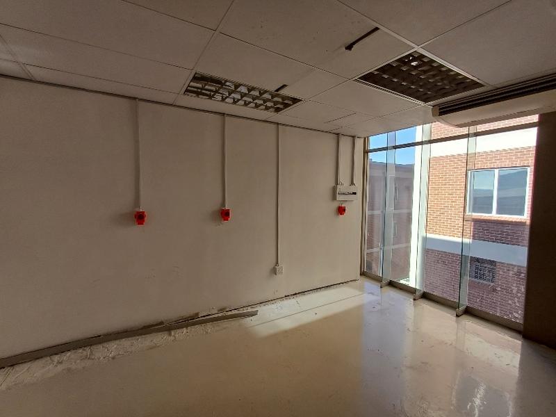 To Let commercial Property for Rent in Zwartkop Gauteng