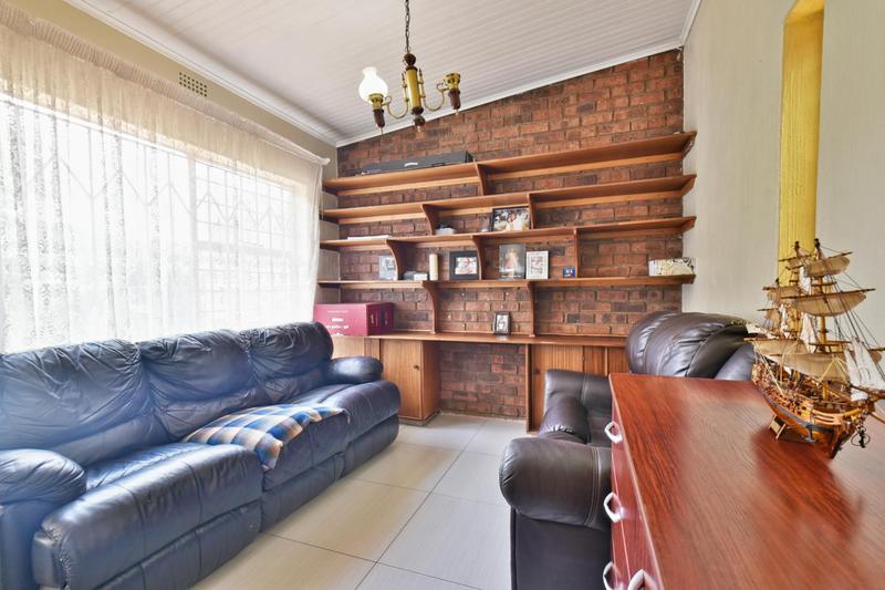 4 Bedroom Property for Sale in Glenvista Gauteng