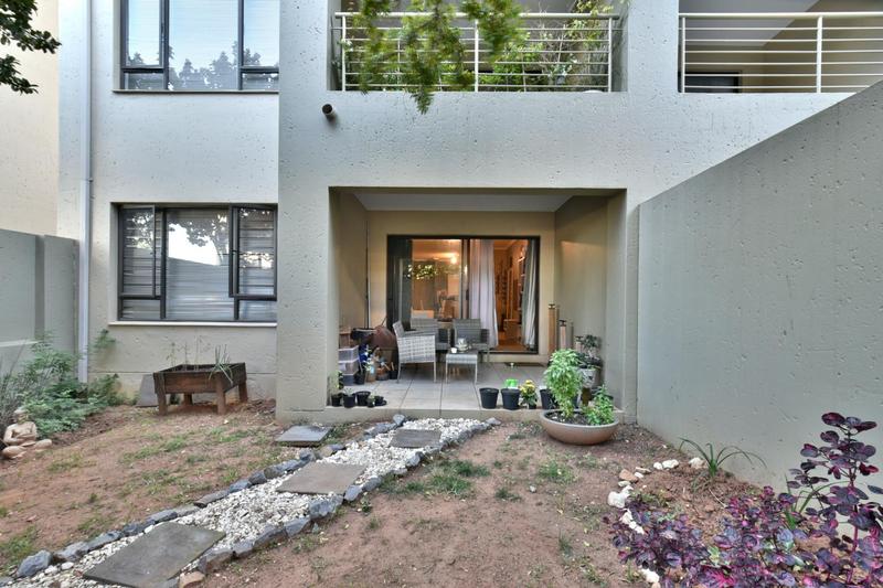 2 Bedroom Property for Sale in Bryanston Gauteng