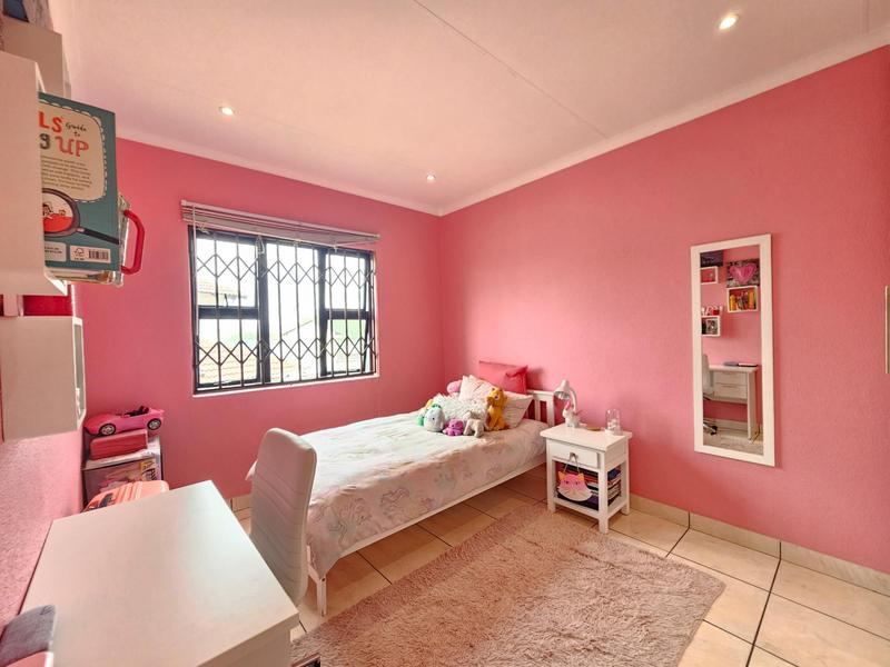 3 Bedroom Property for Sale in Witpoortjie Gauteng