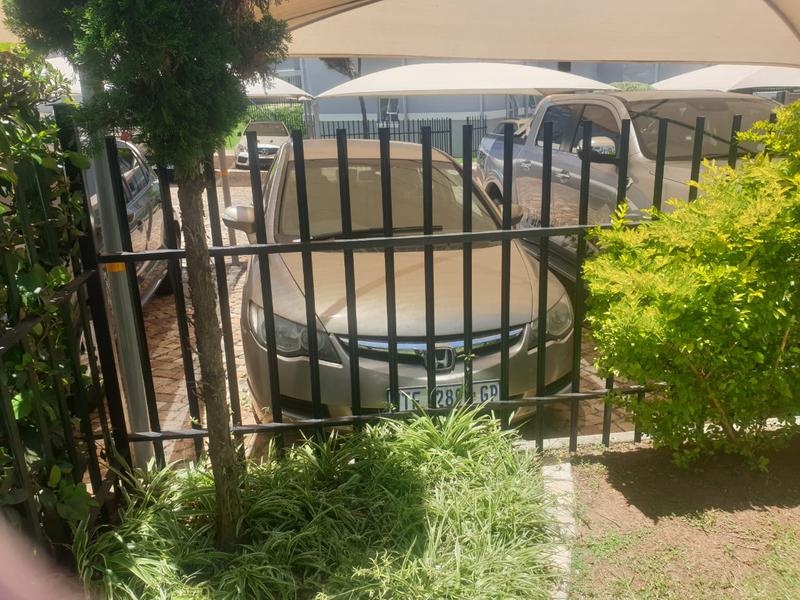 To Let 2 Bedroom Property for Rent in Northcliff Gauteng