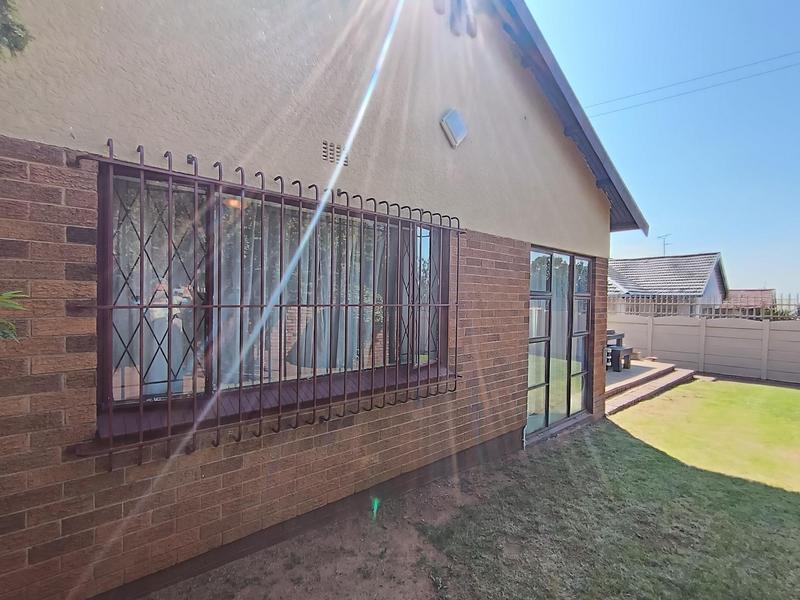 3 Bedroom Property for Sale in Homestead Gauteng