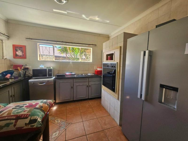 3 Bedroom Property for Sale in Edleen Gauteng