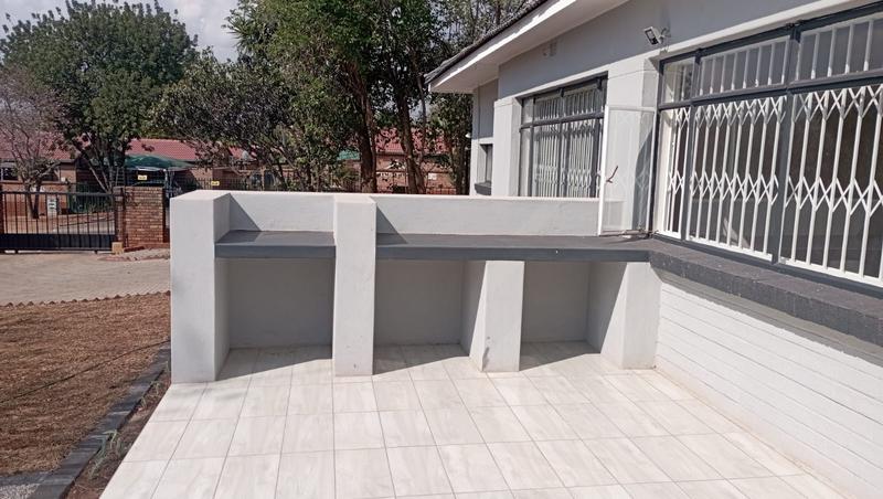 To Let 3 Bedroom Property for Rent in Eldoraigne Gauteng