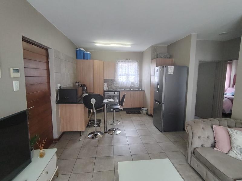 To Let 2 Bedroom Property for Rent in Kosmosdal Gauteng