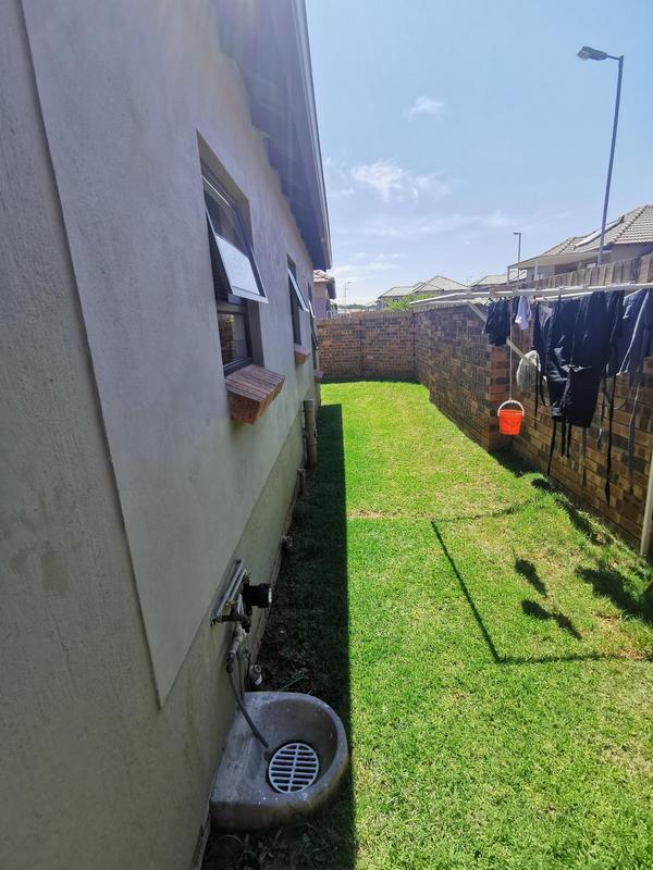 To Let 3 Bedroom Property for Rent in The Reeds Gauteng