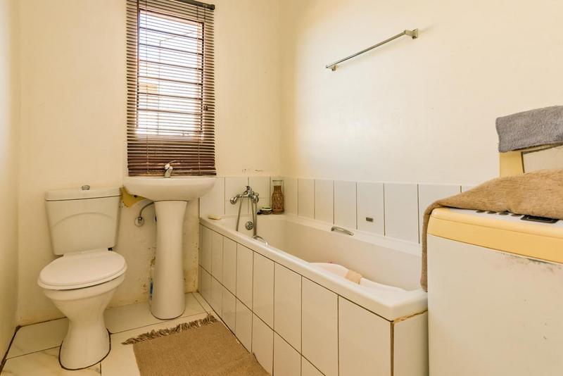 3 Bedroom Property for Sale in Protea Glen Gauteng