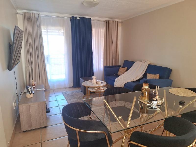 To Let 2 Bedroom Property for Rent in Meredale Gauteng