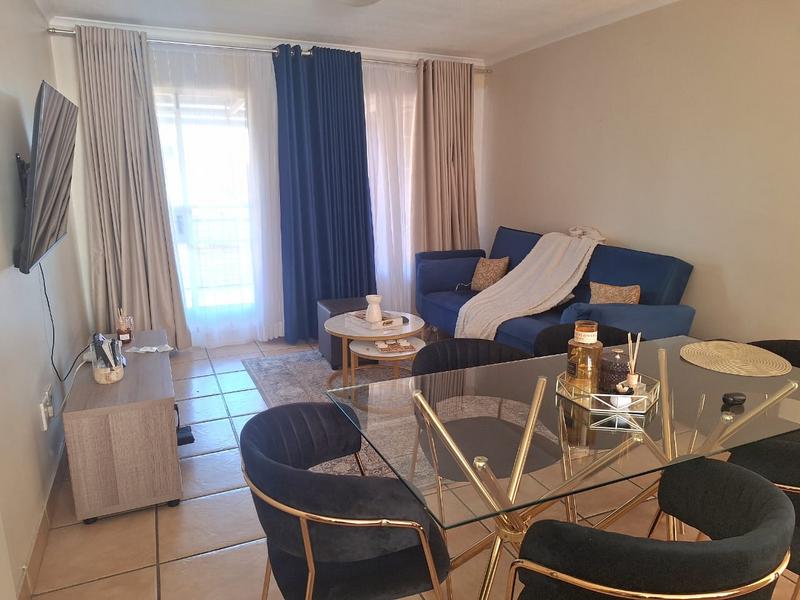 To Let 2 Bedroom Property for Rent in Meredale Gauteng