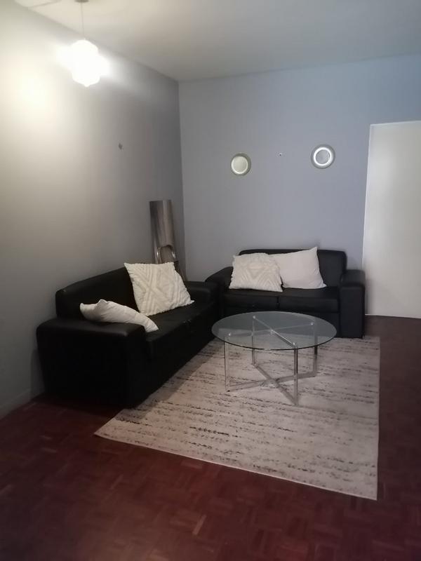 To Let 4 Bedroom Property for Rent in Braamfontein Gauteng