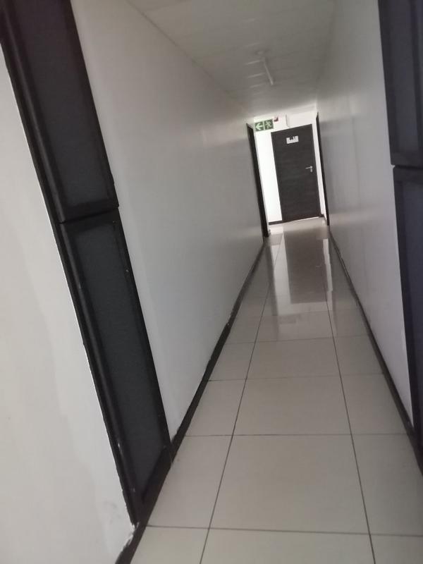 To Let 1 Bedroom Property for Rent in Braamfontein Gauteng