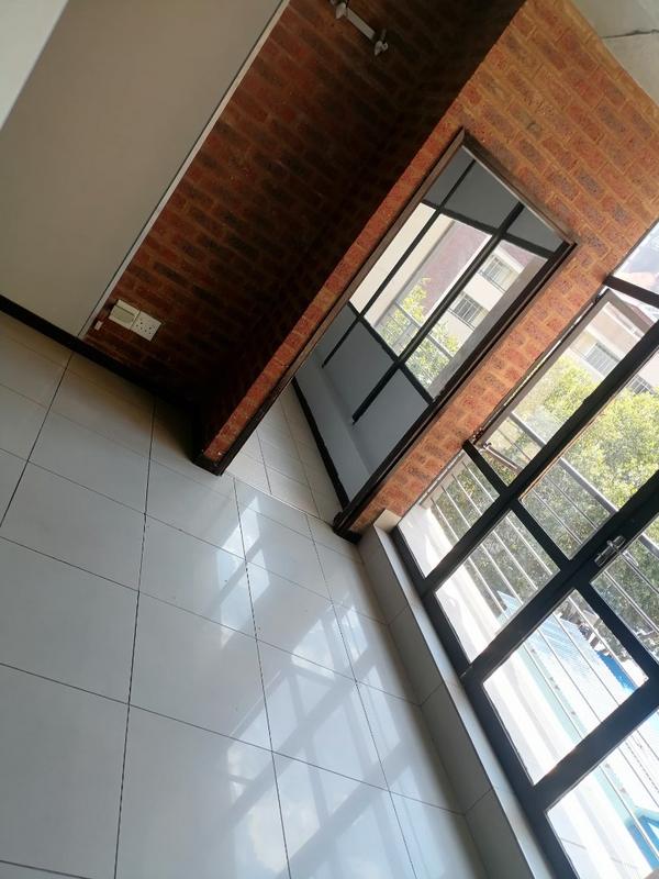 To Let 1 Bedroom Property for Rent in Braamfontein Gauteng