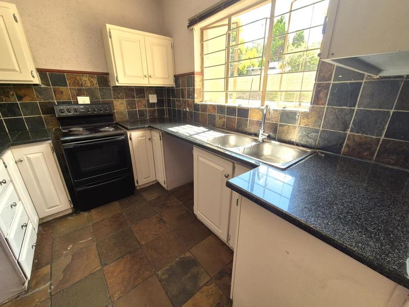 To Let 3 Bedroom Property for Rent in Weltevreden Park Gauteng