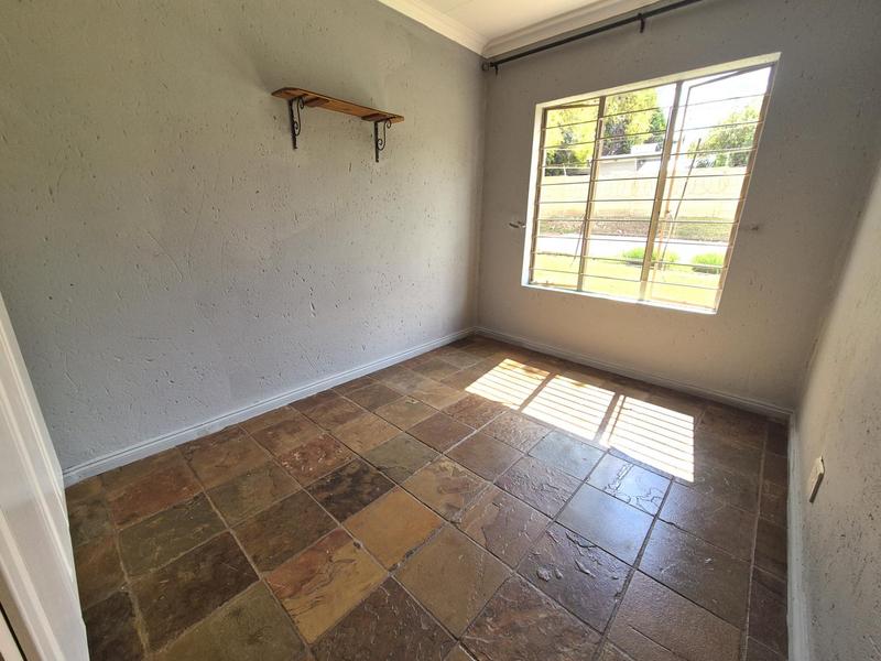 To Let 3 Bedroom Property for Rent in Weltevreden Park Gauteng