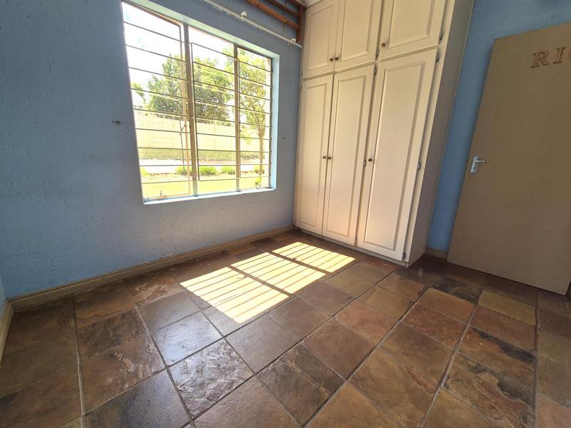 To Let 3 Bedroom Property for Rent in Weltevreden Park Gauteng