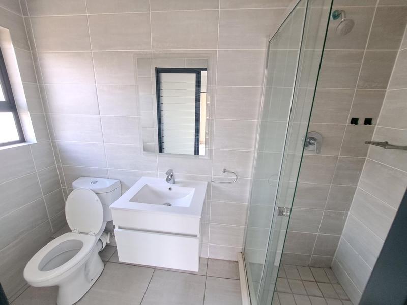 To Let 1 Bedroom Property for Rent in Waterfall Gauteng