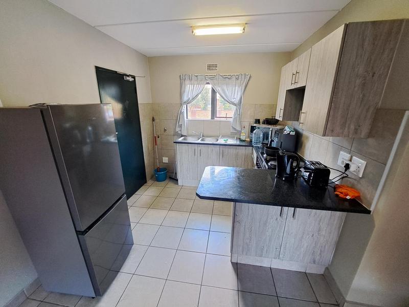 2 Bedroom Property for Sale in La Montagne Gauteng