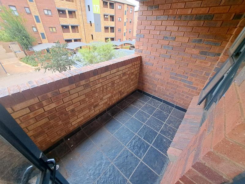 2 Bedroom Property for Sale in La Montagne Gauteng