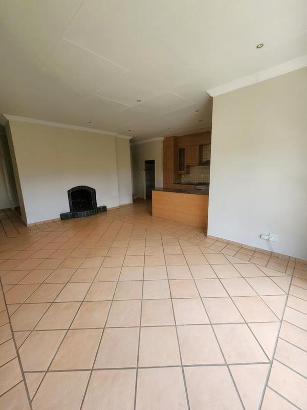 To Let 4 Bedroom Property for Rent in Beverley Gardens Gauteng