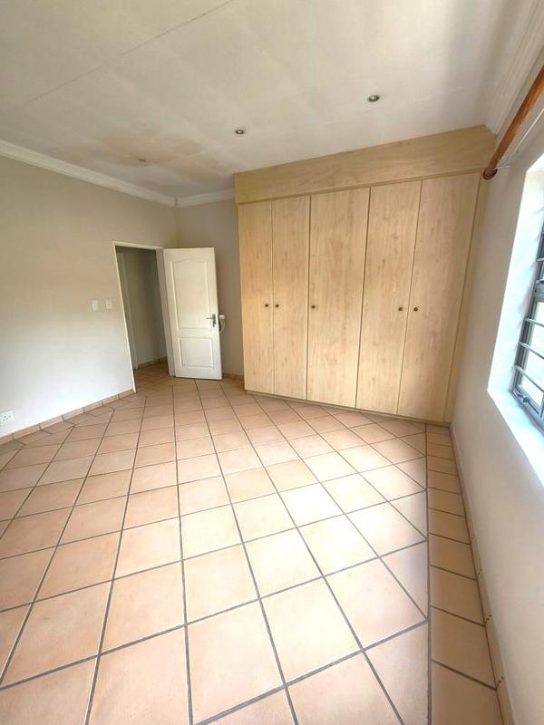 To Let 4 Bedroom Property for Rent in Beverley Gardens Gauteng