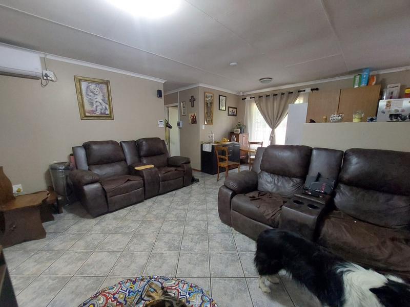 3 Bedroom Property for Sale in Annlin Gauteng