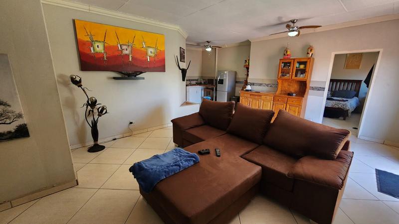 5 Bedroom Property for Sale in Doornpoort Gauteng