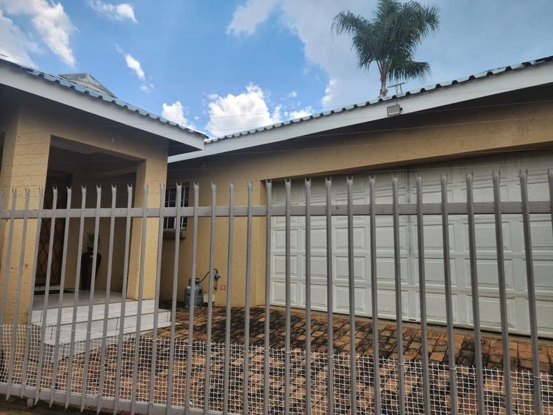 3 Bedroom Property for Sale in Montana Park Gauteng