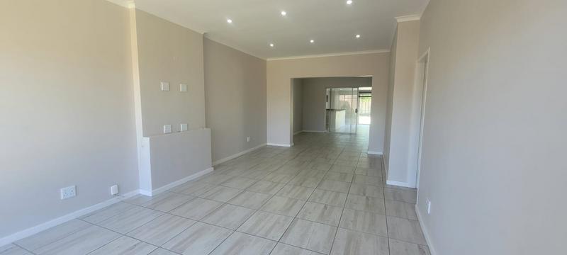 3 Bedroom Property for Sale in Brackendowns Gauteng