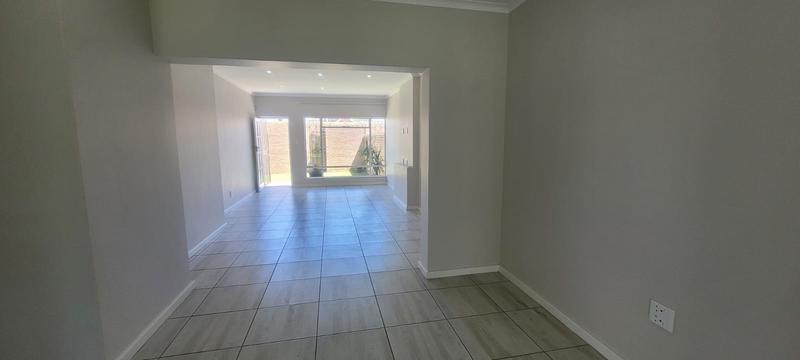 3 Bedroom Property for Sale in Brackendowns Gauteng