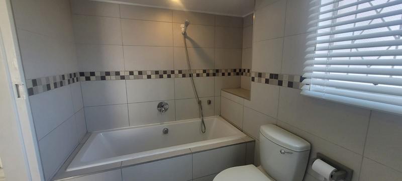 3 Bedroom Property for Sale in Brackendowns Gauteng