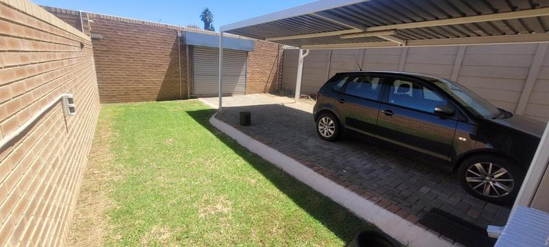 3 Bedroom Property for Sale in Brackendowns Gauteng