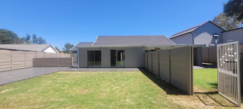 3 Bedroom Property for Sale in Brackendowns Gauteng