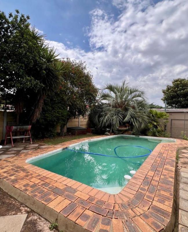 5 Bedroom Property for Sale in Florentia Gauteng