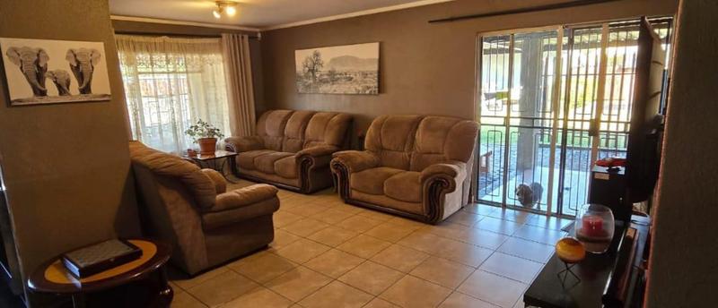 4 Bedroom Property for Sale in Mayberry Park Gauteng