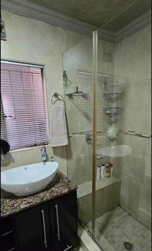 4 Bedroom Property for Sale in Mayberry Park Gauteng