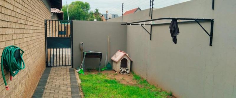 0 Bedroom Property for Sale in New Redruth Gauteng