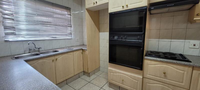 2 Bedroom Property for Sale in New Redruth Gauteng