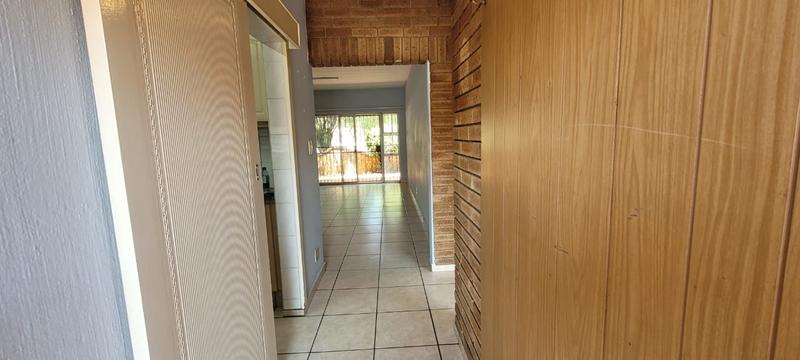 2 Bedroom Property for Sale in New Redruth Gauteng